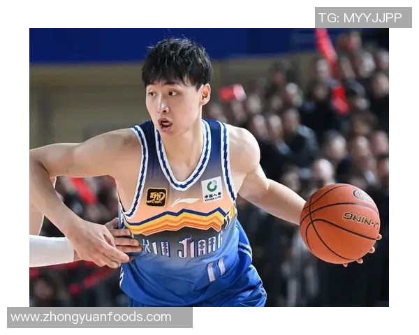 齐麟的崛起与挑战：探索这位年轻篮球明星的成长之路与未来潜力