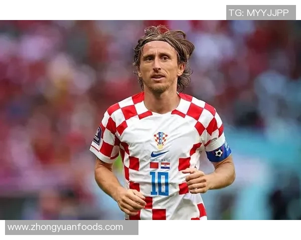 莫德里奇：足球场上的艺术家与战士，如何书写传奇人生